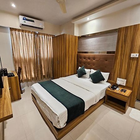Hotel Bkc Garden - Near Us Embassy Bkc 孟买 外观 照片