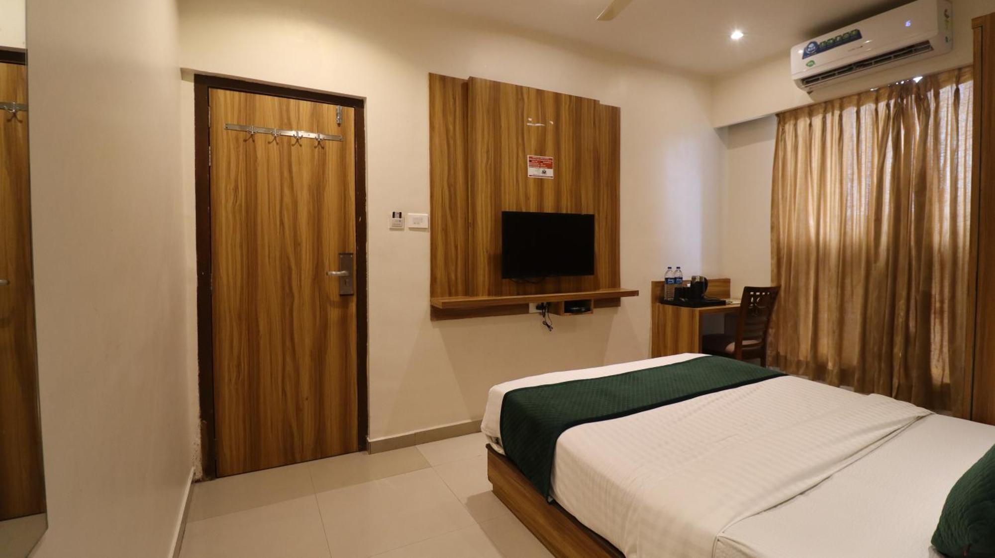 Hotel Bkc Garden - Near Us Embassy Bkc 孟买 外观 照片